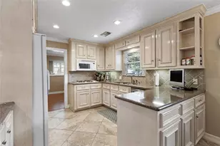 5022 Casa Grande St, Dickinson, TX 77539 - Photo 11