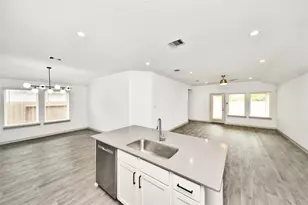 12918 Wempe Wy, Houston, TX 77047 - Photo 19