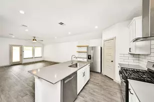 12918 Wempe Wy, Houston, TX 77047 - Photo 17