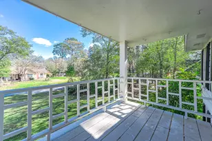 26715 Maplewood Dr, Oak Ridge North, TX 77386 - Photo 17