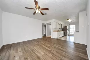 7414 Battlewood Dr, Houston, TX 77040 - Photo 7