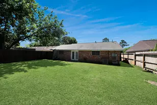 7414 Battlewood Dr, Houston, TX 77040 - Photo 29