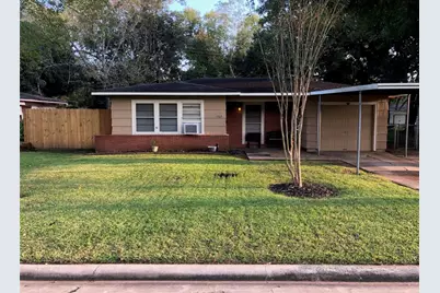 1305 Elm Street, Richmond, TX 77469 - Photo 1