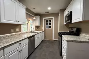 1305 Elm St, Richmond, TX 77469 - Photo 3