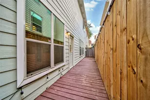 2618 Shady Acres Ct, Houston, TX 77008 - Photo 37