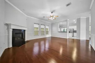 2618 Shady Acres Ct, Houston, TX 77008 - Photo 9