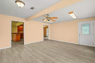 117 Camellia St, Lake Jackson, TX 77566 - Photo 27