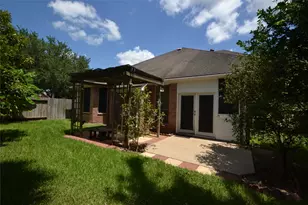 15307 Amesbury Ln, Sugar Land, TX 77478 - Photo 49