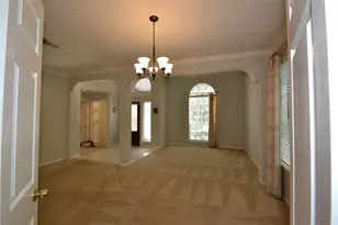 15307 Amesbury Ln, Sugar Land, TX 77478 - Photo 17