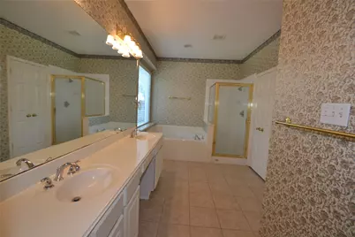 15307 Amesbury Lane, Sugar Land, TX 77478 - Photo 29