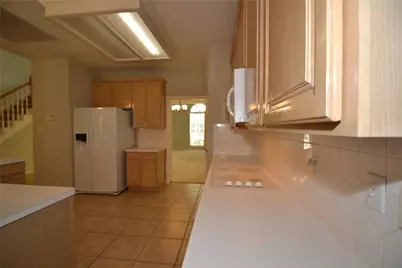 15307 Amesbury Lane, Sugar Land, TX 77478 - Photo 11