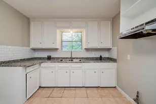 3620 Easy St, Houston, TX 77026 - Photo 11