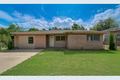 3620 Easy Street, Houston, TX 77026 - Photo 1