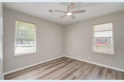 3620 Easy Street, Houston, TX 77026 - Photo 17