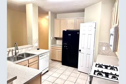 5301 Carefree Drive, League City, TX 77573 - Photo 5