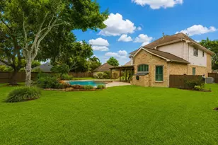 13222 Dusty Grove Ln, Sugar Land, TX 77498 - Photo 5