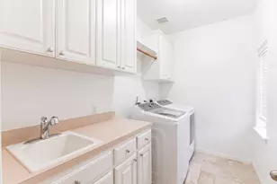13222 Dusty Grove Ln, Sugar Land, TX 77498 - Photo 45