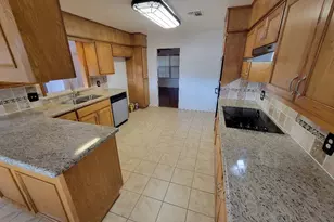 805 Bormann St, Brenham, TX 77833 - Photo 13