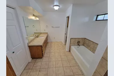 805 Bormann Street, Brenham, TX 77833 - Photo 23