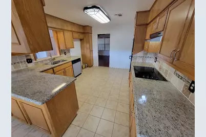 805 Bormann Street, Brenham, TX 77833 - Photo 13