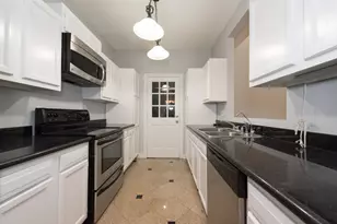 1112 Bering Dr, Houston, TX 77057 - Photo 7