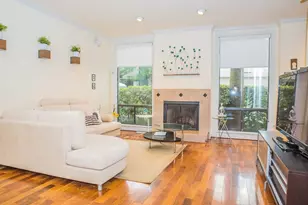 1112 Bering Dr, Houston, TX 77057 - Photo 1