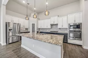 21018 Chir Pine Cir, Cypress, TX 77433 - Photo 7