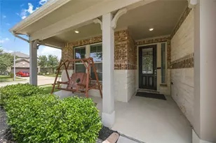21018 Chir Pine Cir, Cypress, TX 77433 - Photo 3