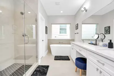 5718 Beall Street #A, Houston, TX 77091 - Photo 7