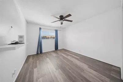 11002 Hammerly Boulevard #12, Houston, TX 77043 - Photo 7