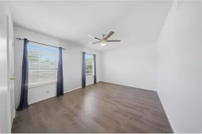 11002 Hammerly Boulevard #12, Houston, TX 77043 - Photo 3