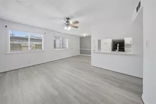 11002 Hammerly Blvd, Houston, TX 77043 - Photo 11