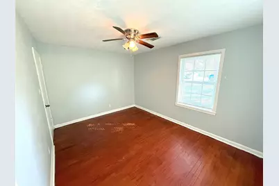 2206 Erickson Street, La Marque, TX 77568 - Photo 15