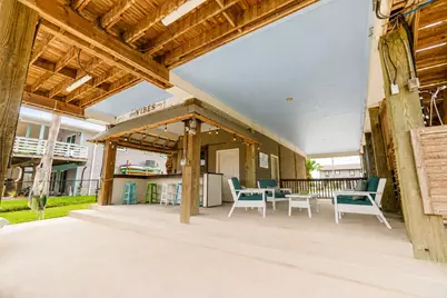 16602 Bahama Way, Jamaica Beach, TX 77554 - Photo 9