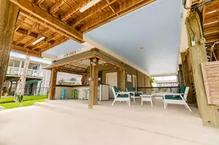 16602 Bahama Way, Jamaica Beach, TX 77554 - Photo 9