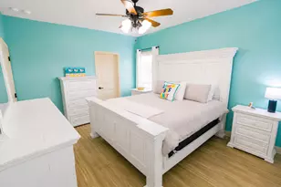 16602 Bahama Way, Jamaica Beach, TX 77554 - Photo 17