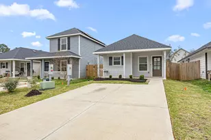 16842 N N Marie Village Dr, Conroe, TX 77306 - Photo 3