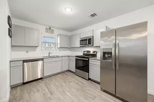 16842 N N Marie Village Dr, Conroe, TX 77306 - Photo 7