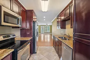 7000 Seawall Blvd, Galveston, TX 77551 - Photo 9