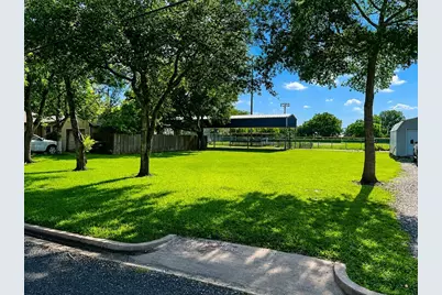 Tbd North Summit Street, Weimar, TX 78962 - Photo 1