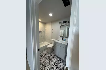 3415 Cochran St, Houston, TX 77009 - Photo 9