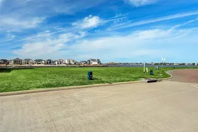 2502 Beacon Circle, League City, TX 77573 - Photo 13