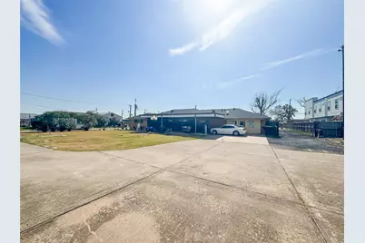 719 E Whitney Street, Houston, TX 77022 - Photo 5