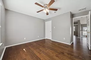 16706 Wilson Creek Ln, Houston, TX 77083 - Photo 9
