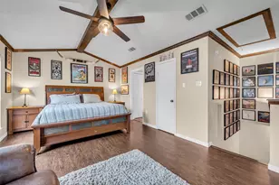 8299 Cambridge St, Houston, TX 77054 - Photo 11