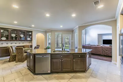 7642 Westmoreland Drive, Sugar Land, TX 77479 - Photo 11