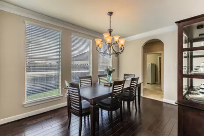 7642 Westmoreland Drive, Sugar Land, TX 77479 - Photo 13