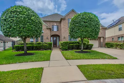 7642 Westmoreland Drive, Sugar Land, TX 77479 - Photo 1