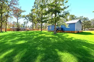 194 Pine Needle St, Onalaska, TX 77360 - Photo 5