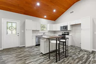 194 Pine Needle St, Onalaska, TX 77360 - Photo 17